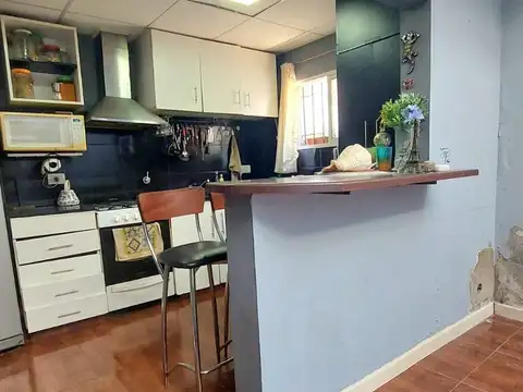 Depto Tipo Casa en Venta de 4 ambientes