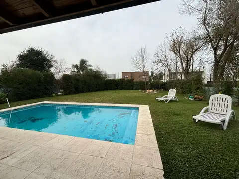 Casa en Venta de 4 dormitorios