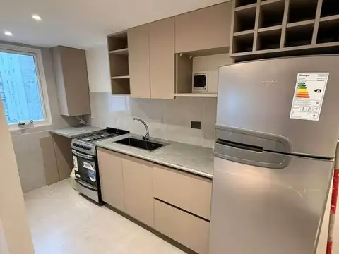 DEPARTAMENTO A LA VENTA 2 AMB RECICLADO FRENTE A PALZA COLON