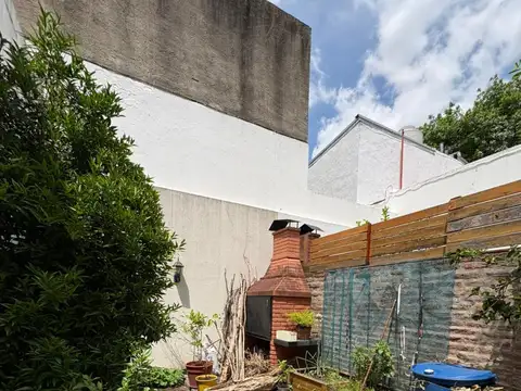 Depto Tipo Casa en Venta de 5 ambientes