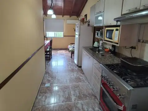 Depto Tipo Casa en Venta de 4 ambientes