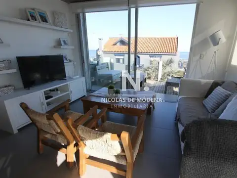 Departamento 4 ambientes con 3 baños