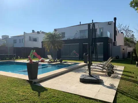 Casa en Barrio Septiembre