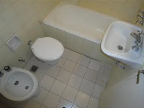 Av Independencia 2100