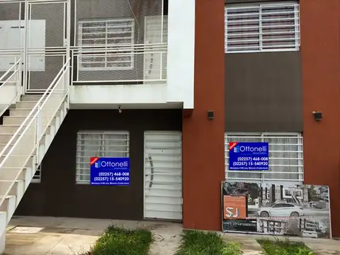 Departamento en venta de 2 dormitorios c/ cochera en San Bernardo