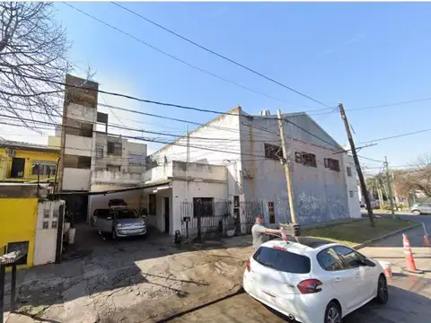 Depto Tipo Casa en Venta con 1 cocheras