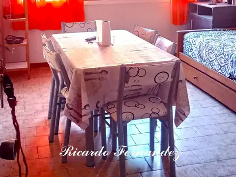 Amplio dos ambientes con vista al mar