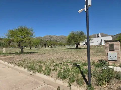 Terreno en Venta en Juana Koslay, USD 34.000