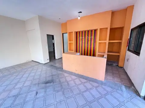 Local en Venta 47 años