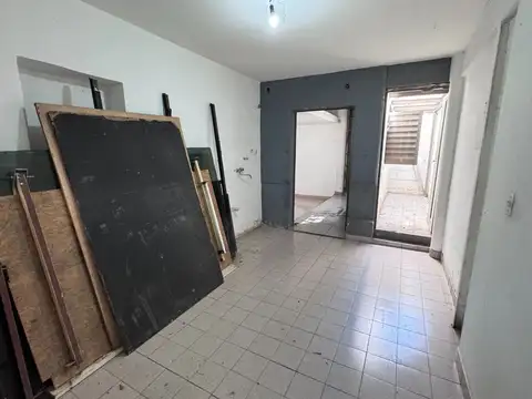 Local en Venta 47 años