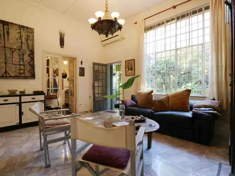 Depto Tipo Casa en Venta en Chacarita, USD 335.000