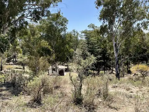 Casa 6 ambientes con 2 baños