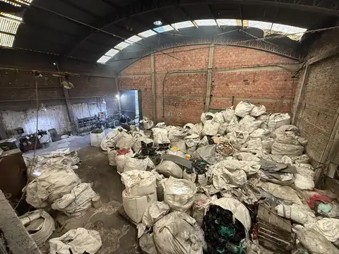 Galpón en Loma Hermosa