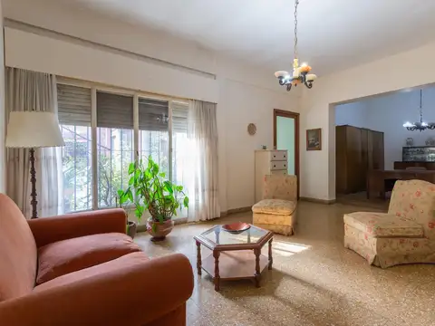 Casa de 5 ambientes en Venta en Casco Histórico de San Isidro - APTO CREDITO