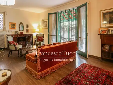 Casa 5 ambientes con 2 baños