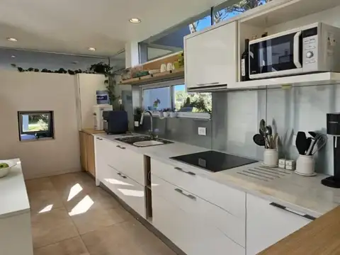 CASA 4 AMBIENTES. BARRIO PRIVADO