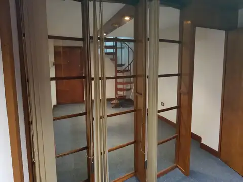 Oficina en el centro de Quilmes