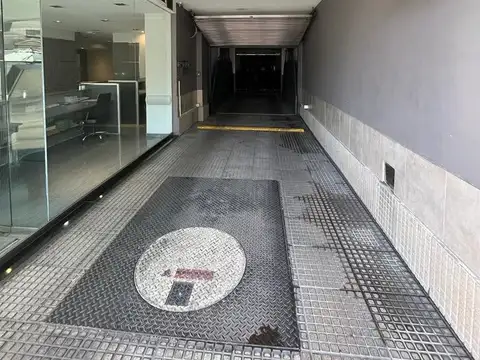 Avenida Corrientes e/ Jean Jaures y Doctor Tomas Manuel de Anchorena