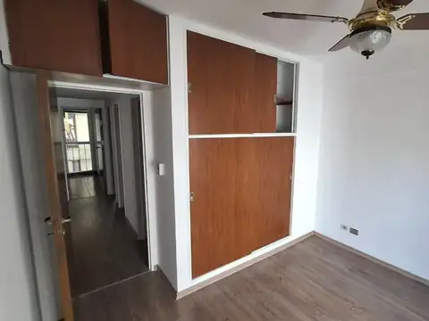 ALQUILER DEPARTAMENTO 3 AMBIENTES BALCON  FLORES