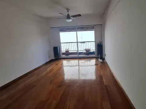 ALQUILER DEPARTAMENTO 3 AMBIENTES BALCON  FLORES