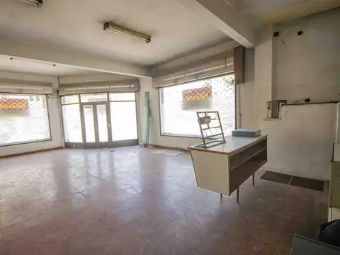 Local en Venta 30 años