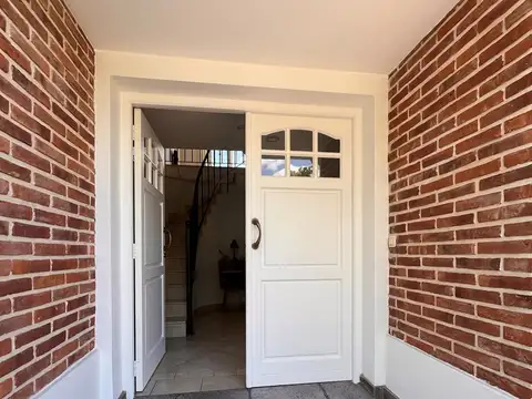 Casa en Alquiler de 4 dormitorios