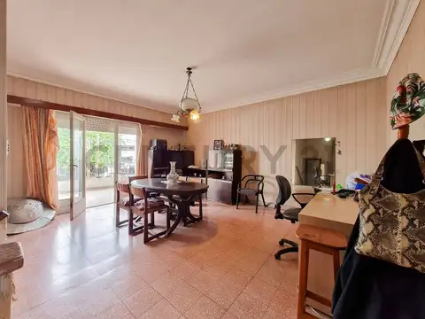 Departamento en Venta en Los Hornos, USD 62.000