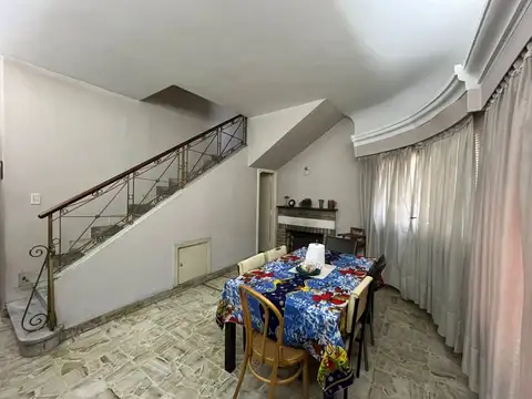 Casa - Venta - Argentina, Ezeiza - Sarmiento 400