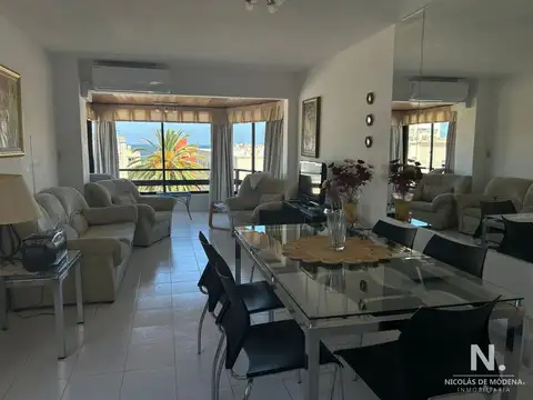 Venta de Apartamento de 3 dormitorios en la Península
