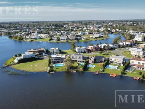 Terreno en Venta en Villanueva, USD 245.000