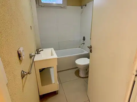 Departamento en Alquiler con 1 cochera