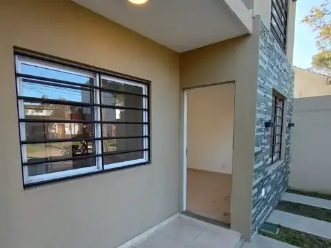 Departamento en Venta en La Lucila Del Mar, USD 45.000