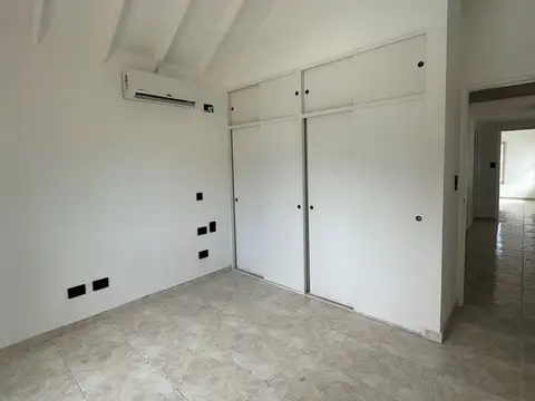 Casa Chalet  en Venta en Campo Grande, Pilar, G.B.A. Zona Norte