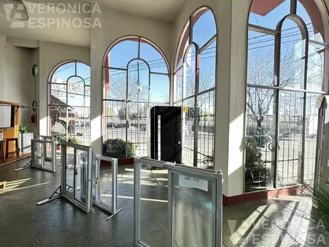 Local en venta en Castelar