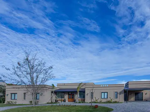 Casa en Alquiler de 4 dormitorios