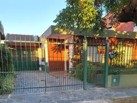 Casa 3 ambientes en Jose Clemente Paz- APTA CREDITO