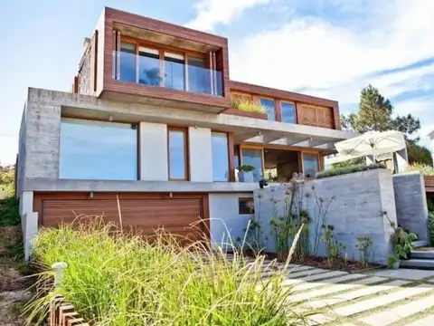 Casa en Alquiler Temporal de 5 dormitorios