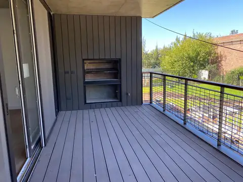Departamento en Venta con 2 cocheras