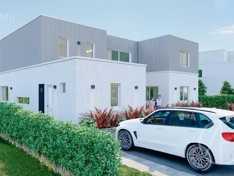 Casa en Venta con 2 cocheras