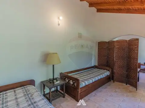 VENTA CASA LA FLORESTA LADO SUR DOR DORMITORIOS