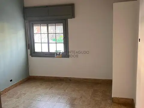 EXCELENTE PH 2 AMBIENTES CON ENTRADA INDEPENDIENTE Y TERRAZA PROPIA