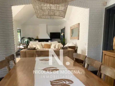 Casa en Venta en Lugano, USD 1