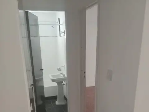 Departamento en Alquiler en Barrio Chino, $ 600.000