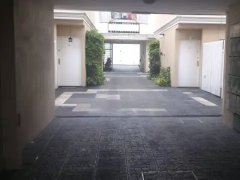 DUPLEX 3 AMBIENTES CON COCHERA