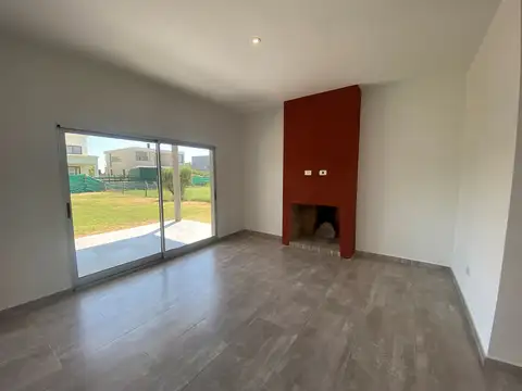 Casa en Alquiler en Puertos - Araucarias, USD 1.600