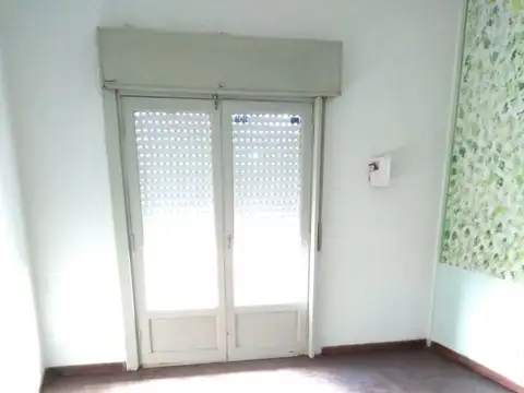 Departamento en Alquiler en Lomas Del Mirador, $ 450.000