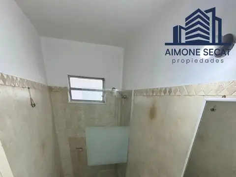 Casa 5 ambientes en venta. San Martin centro