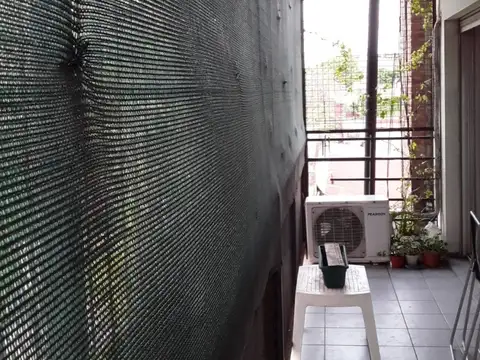 DEPARTAMENTO 2 AMB. EN SEMIPISO