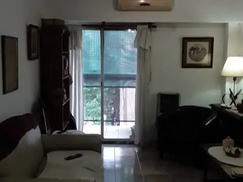 DEPARTAMENTO 2 AMB. EN SEMIPISO