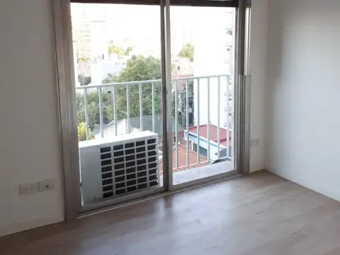 T Espora 300, Piso 7